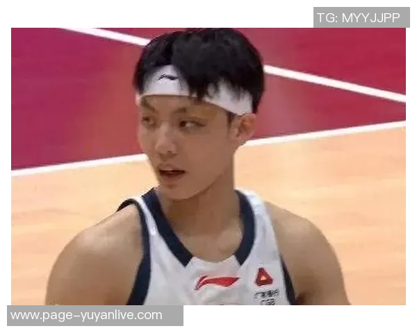 徐杰的篮球之路：从青涩少年到CBA明星的奋斗与成长