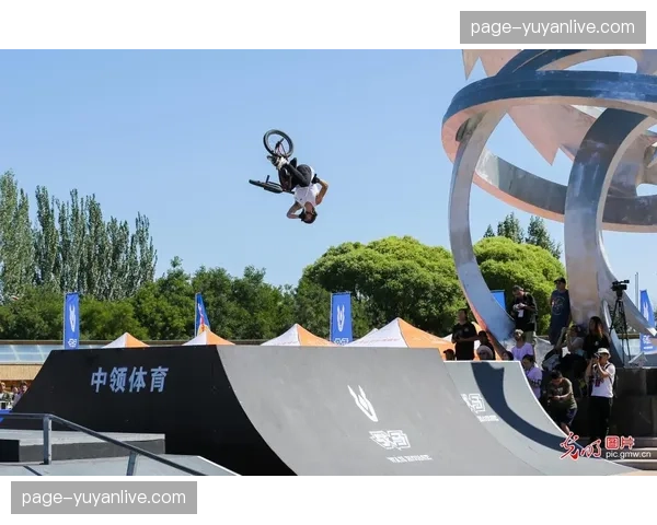 粤港澳大湾区车展BMX JAM设置趣味跳高赛、街式现金果酱赛等多重环节 粤港澳大湾区车展BMX JAM设置趣味跳高赛、街式现金果酱赛等多重环节
