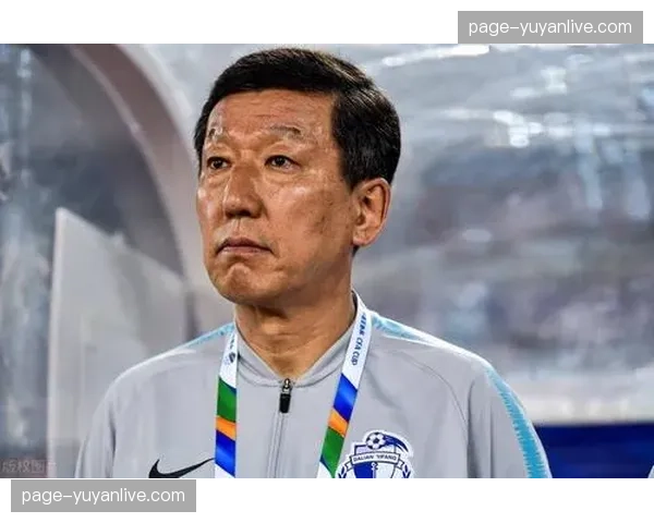 后卫蒙特斯在俱乐部的稳定发挥，使其成为国家队后防线的定海神针。